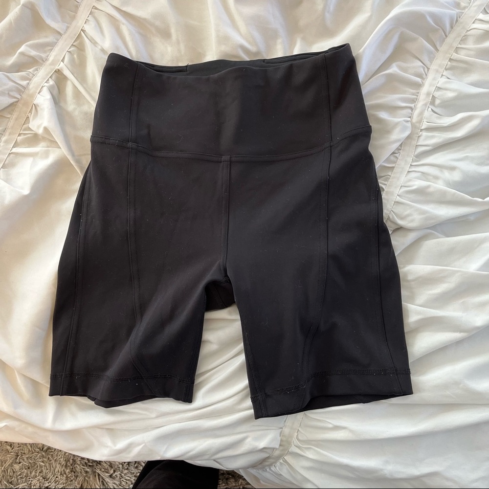 Lululemon Invigorate Biker Short